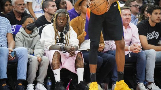 Mark Cuban and Lil Wayne Have Some Fun on Twitter